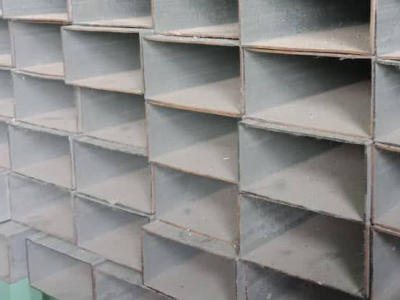 Giá sắt hộp 50x100 Hòa Phát